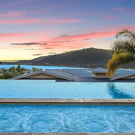 Club Wyndham Airlie Beach Exterior foto